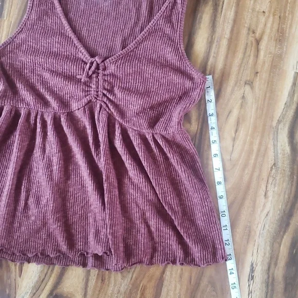 Maurice brownish red color sleeveless top size - Picture 7 of 9